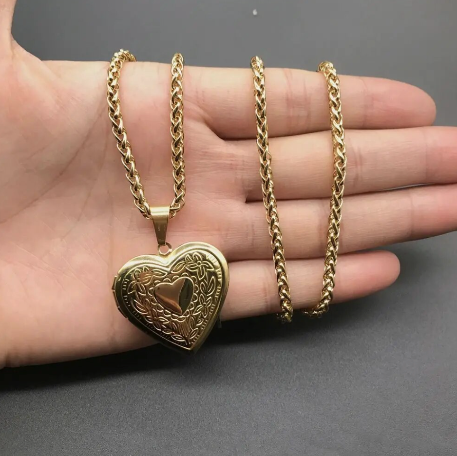 String For A Locket FREE PROMO - Luxury Heart Locket Necklace – Heart Strings